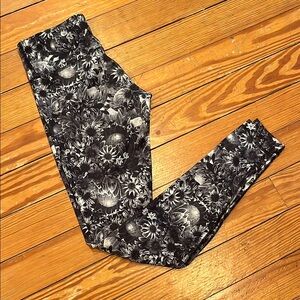 Floral Black and White Leggings